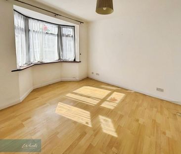 4 bedroom terraced house to rent - Photo 6