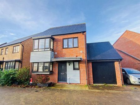 4 bedroom detached house to rent - Photo 5