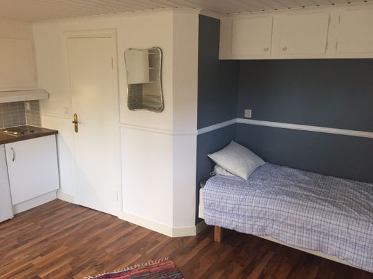 Cervins väg, Spånga - Foto 1