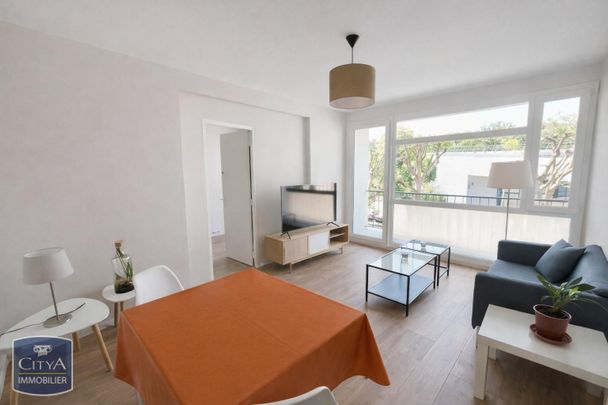 Location Appartement 4 pièces 73m² MONT ST AIGNAN 76130 - Photo 1