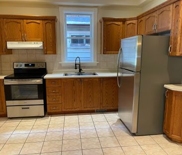 For Lease - 109 Carrick Avenue Unit# 2, Hamilton, Ontario - Photo 3