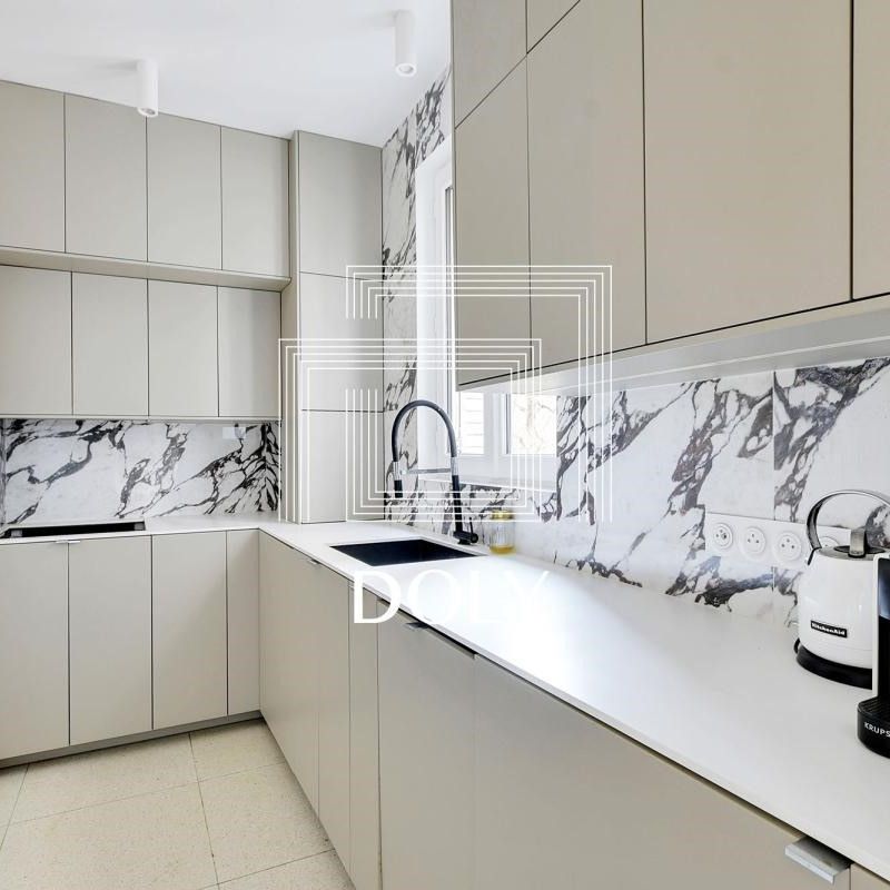 Appartement • Auteuil Nord - Photo 1