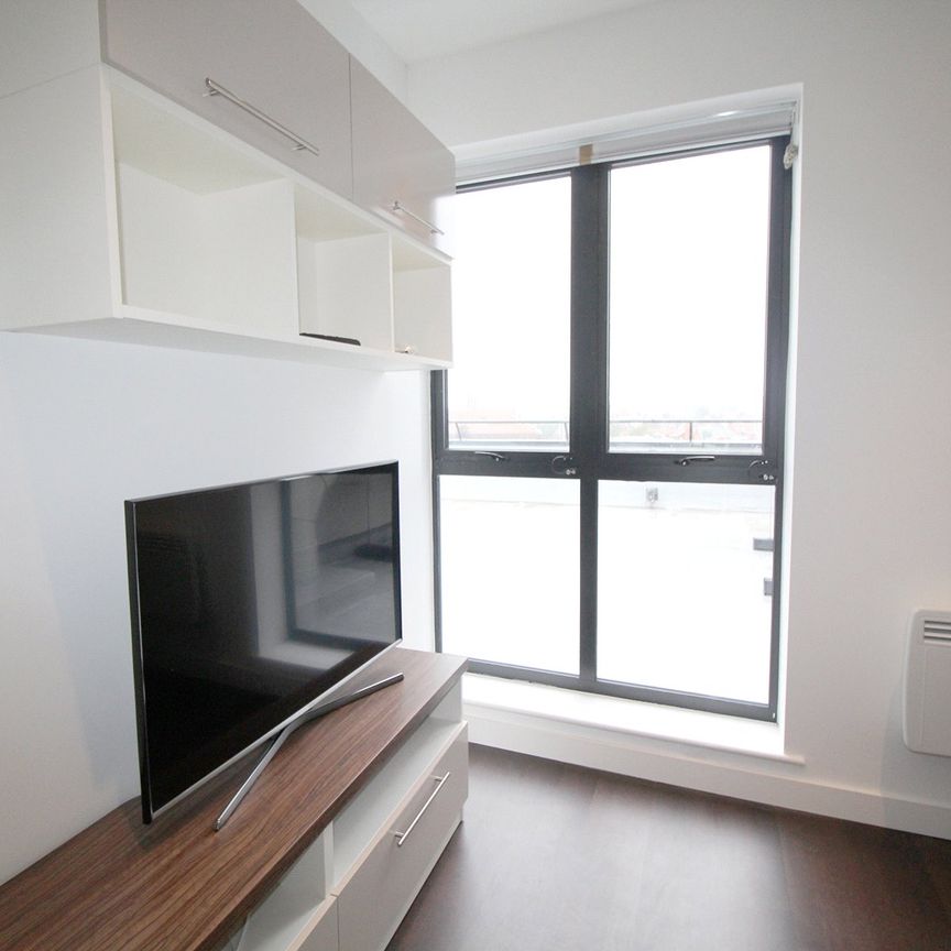 Apt 120, Piccadilly Residence - Photo 1