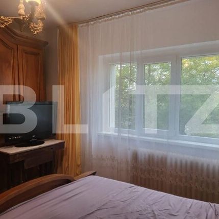 Inchiriere apartament 3 camere, Zona 1 Mai - Fotografie 1