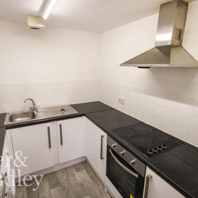 2 bedroom apartment to rent - Photo 1