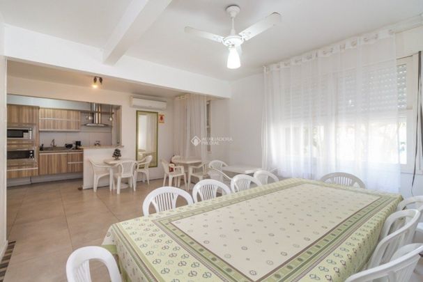 Apartamento com 2 quartos e 56m² para alugar em Menino Deus, Porto Alegre. - Photo 1