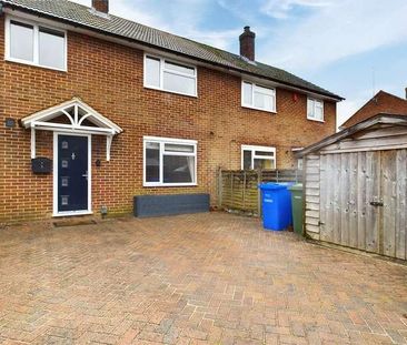 Clayton Road, Farnborough, Hampshire, GU14 - Photo 1