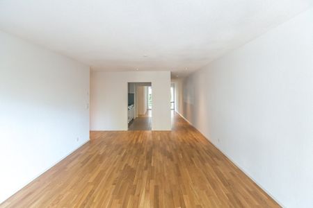 Appartement 4.5 pièces au rez-de-chaussée ! - Foto 2