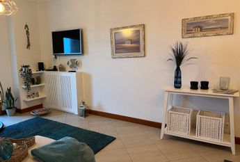 T2 na 1º linha da Praia da Barra com terraço vista mar!