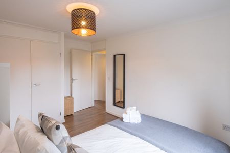 2 Bed Flat, Monro Way, E5 - Photo 5