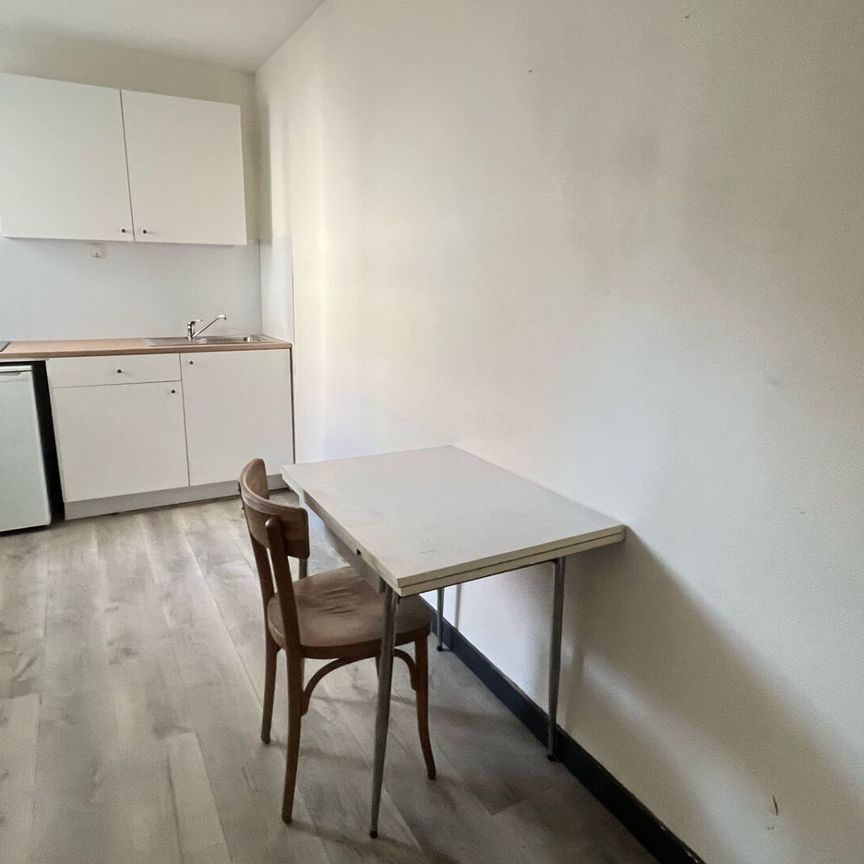 Location appartement 1 pièce, 28.00m², Segré-en-Anjou Bleu - Photo 1