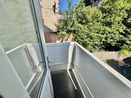1 bedroom flat to rent - Photo 4