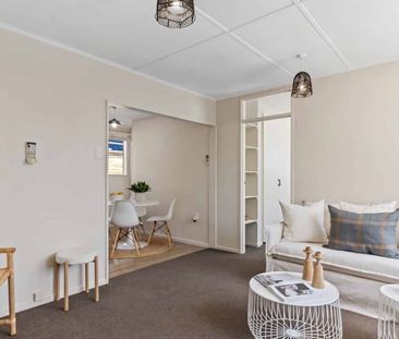 Three Bedroom Dream In Sydenham! - Photo 2