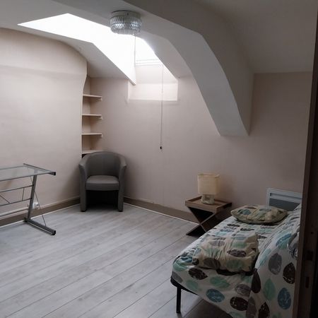 Location Appartement 1 pièce 29m² ANGOULEME 16000 - Photo 4
