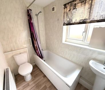 2 bedroom House To Let - Photo 4
