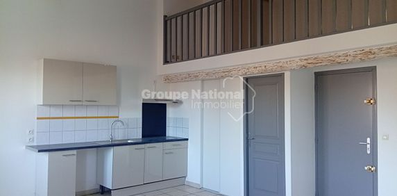 BEAUCAIRE CENTRE - Appartement T2 en mezzanine de 44m², - Photo 2