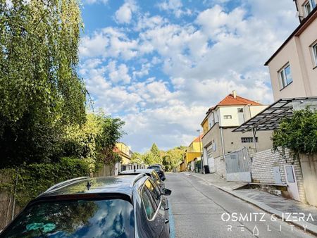 Pronájem bytu 2+kk 40 m2 - Фото 3