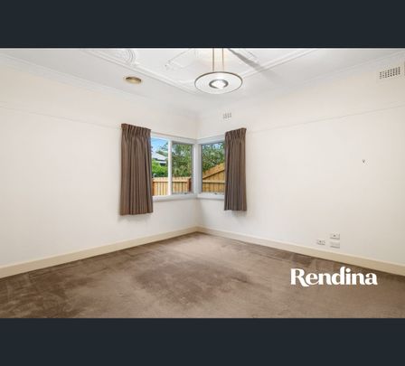 19 Sandown Road, Ascot Vale, Vic 3032 - Photo 1