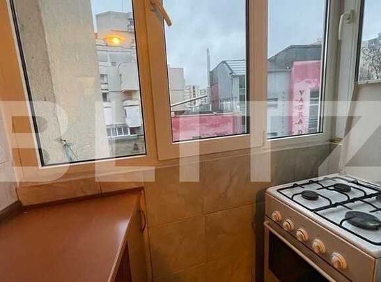 Apartament de 2 camere, decomandat, 55 mp, zona strazii Bucegi - Photo 1
