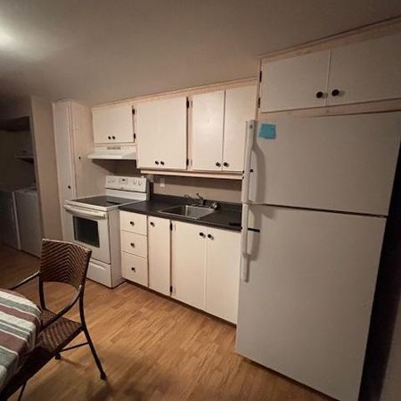 Beau 31/2 à louer, centre-ville de Sorel-Tracy - Photo 4