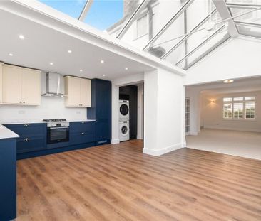 3 bedroom terraced house to rent - Photo 6