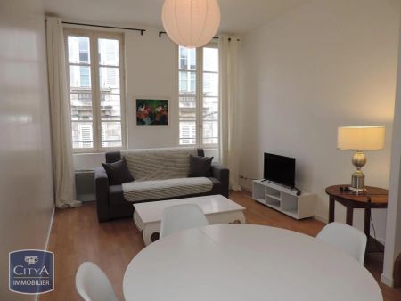 Appartement à louer 2 pièces 47.3m² - Photo 2