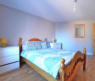 E3.3 Apartment Whitehall Square, 181 Sandy Row, Belfast, BT12 5EG - Photo 5