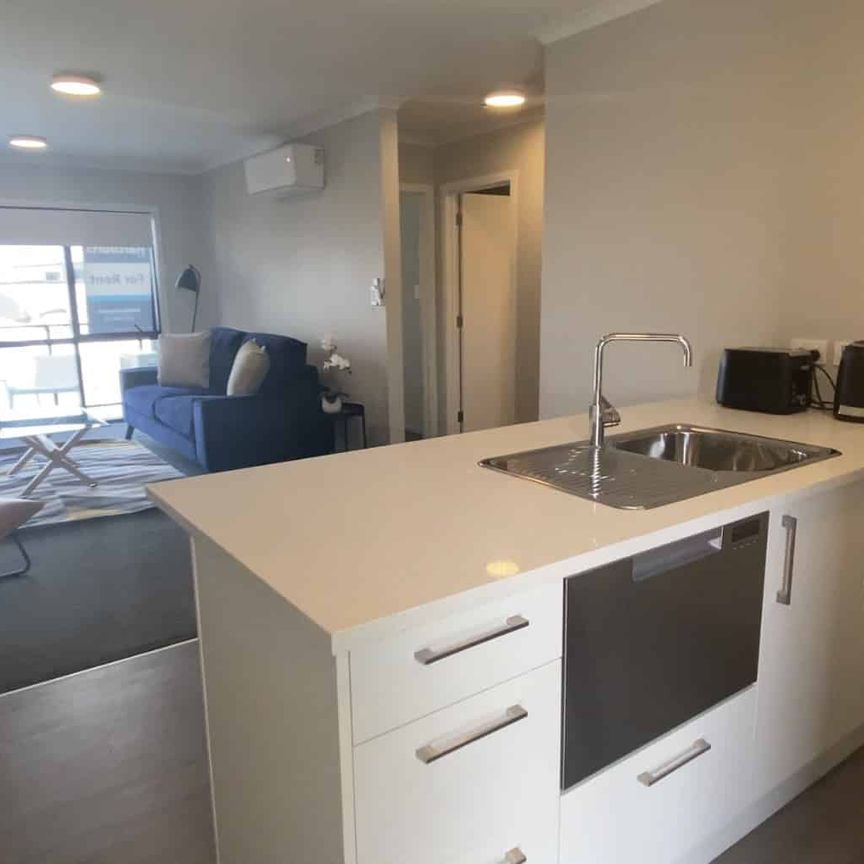 New Year New Home - Fully Furnished Apartment - Photo 1