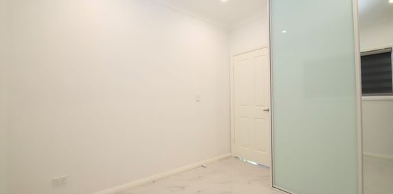 Brand New Two Bedroom Granny Flat with Water Included - Photo 2