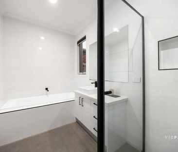 Light-Filled Modern Home with Solar in Tarneit - Photo 6