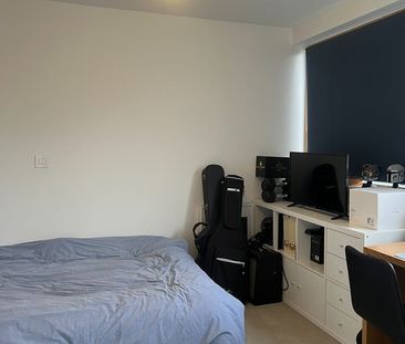 3 Bed Terraced House, Vinery Way, W6 - Photo 3