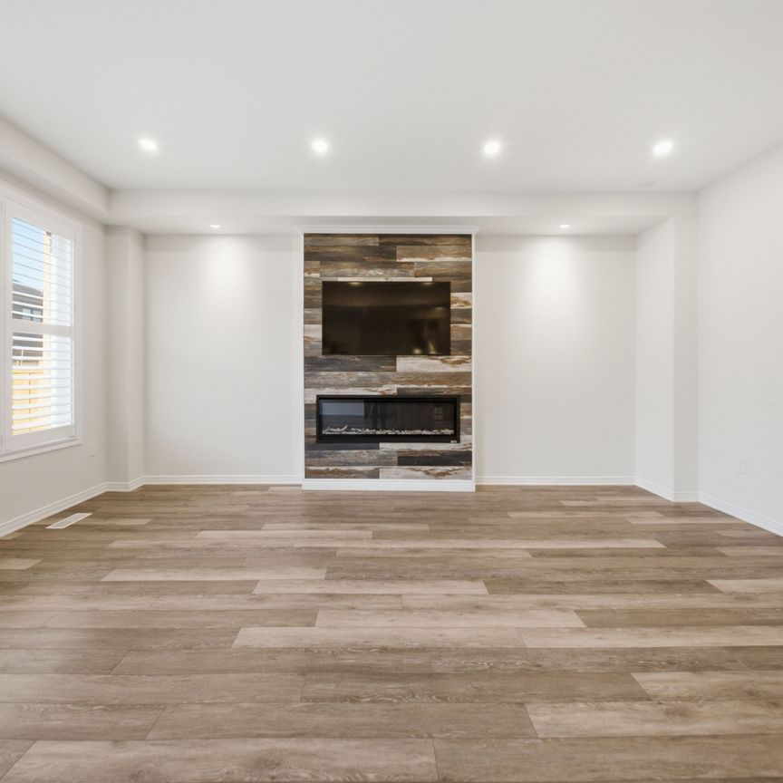 For Lease - 51 Magdalena Street, Hamilton, Ontario - Photo 1