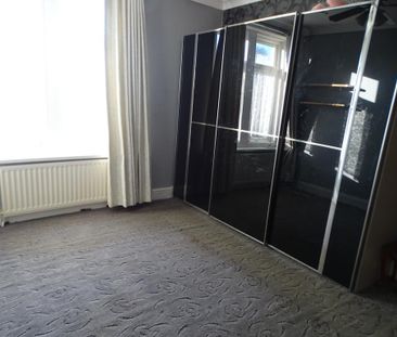 2 bedroom maisonette to rent - Photo 6