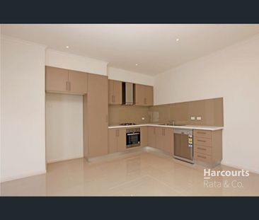 41 Highlands Road, Thomastown, Vic 3074 - Photo 2