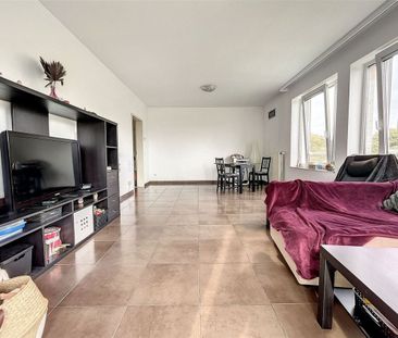 Appartement te huur in Jette voor € 1.250 met 2 slaapkamers - Photo 1