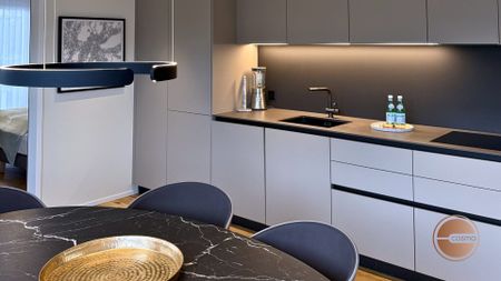 APPARTEMENT MANSARDÉ EXCLUSIF AVEC VUE IMPRENABLE - Foto 4