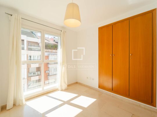 4 Bedroom apartment for rent in El Pla del Real, Valencia - Photo 1