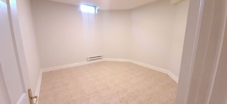 For Lease - 32 Bayside Court, Vaughan, Ontario - Photo 5