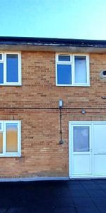 2 bedroom maisonette to rent - Photo 3