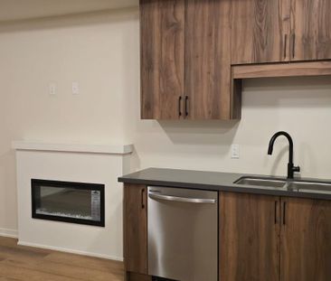 For Lease - 38 Kingbird Common, Cambridge, Ontario - Photo 6