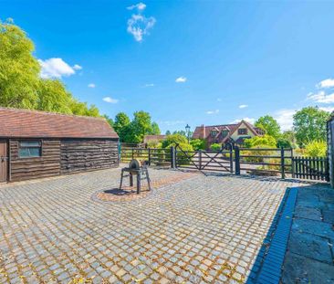 3 bedroom detached house to rent - Photo 5