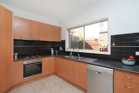 “FABULOUS FAMILY HOME IN ENVIABLE LOCATION!” - Photo 3