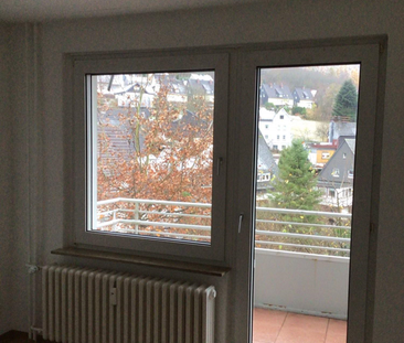 2-Zimmer-Wohnung mit Balkon in Kreuztal mieten - Photo 1