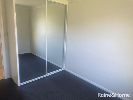 Recently Renovated Two Bedroom Granny Flat - Photo 1