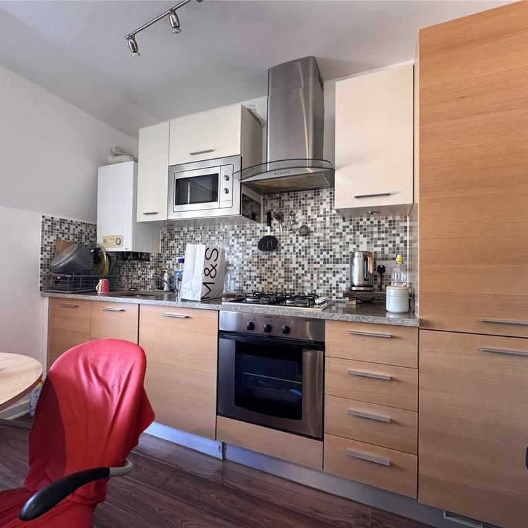 1 bedroom apartment to rent - Photo 1