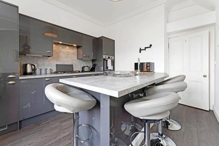 3 Bed Maisonette, Breadalbane Terrace, EH11 - Photo 3