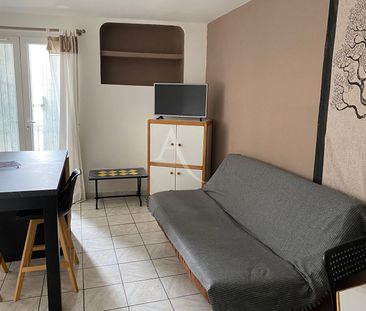 Location Appartement 1 pièce 31m² - Photo 2