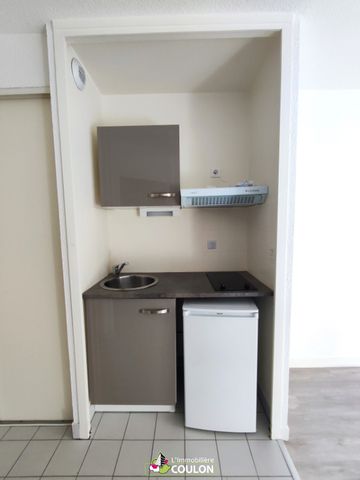 Location Appartement 1 pièce 22m² - Photo 2