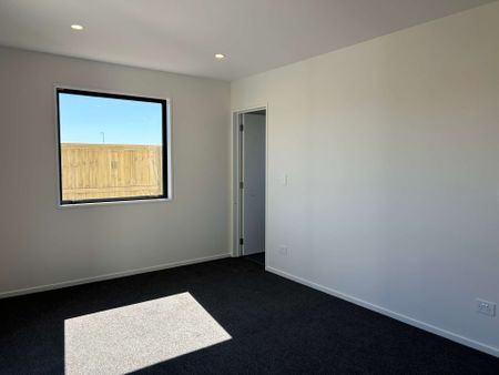 New Three Bedroom Home - Photo 2