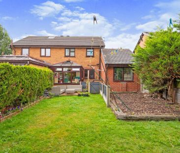 4 bedroom semi-detached house to rent - Photo 4